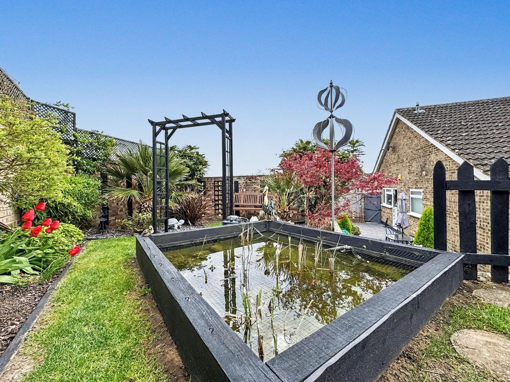 Property photo 2 of 29