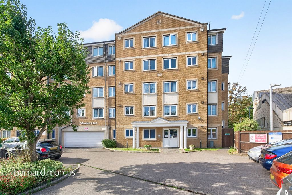 Property photo 1 of 10