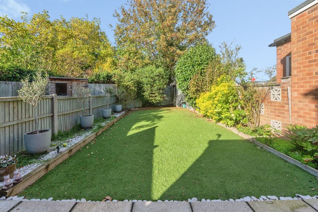 Property photo 3 of 21
