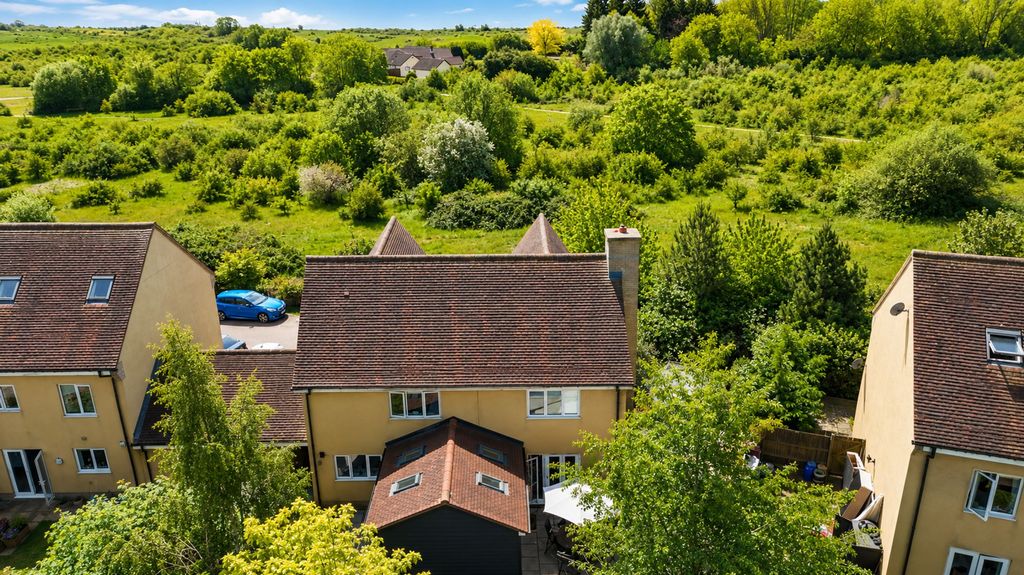 Property photo 1 of 34