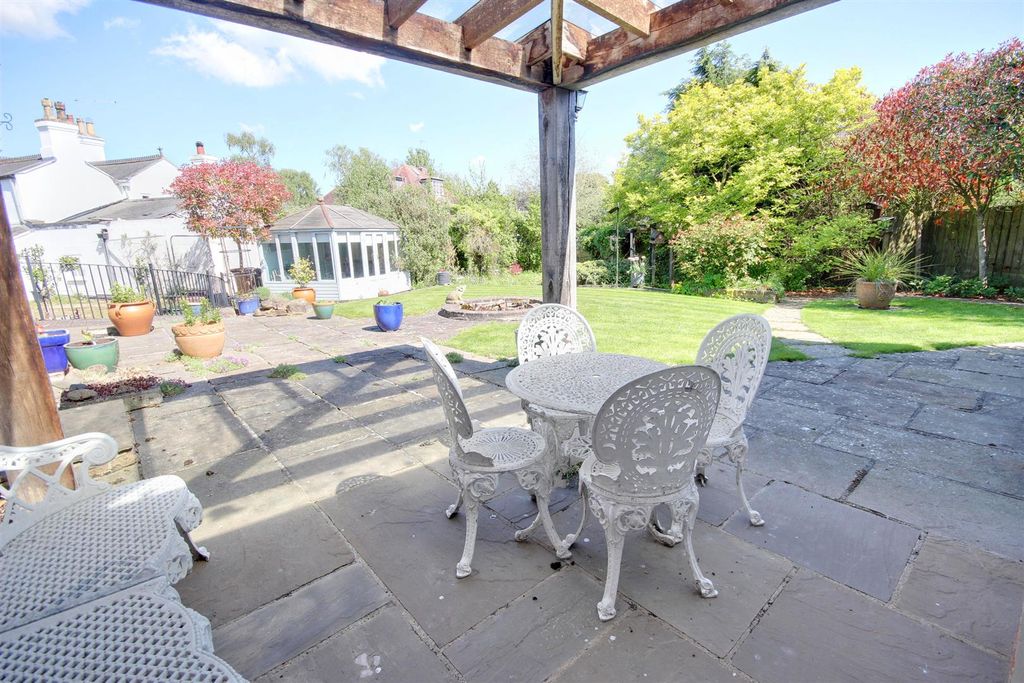 Property photo 3 of 24 Img_3972-Img_3974_Lzn.Jpg