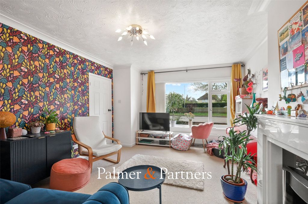 Property photo 2 of 24 Picture No. 16