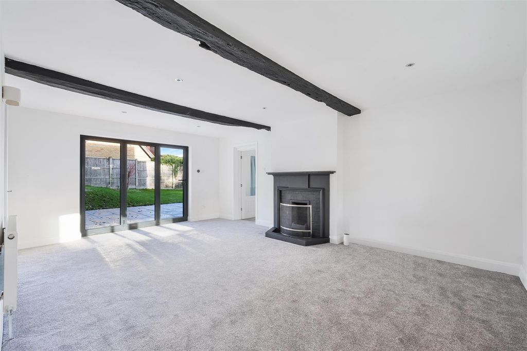 Additional image 6 of 4 bed detached house for saleWoodfield Hill, Coulsdon CR5