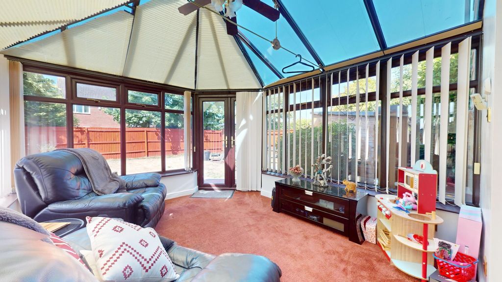 Property photo 3 of 26 4264796