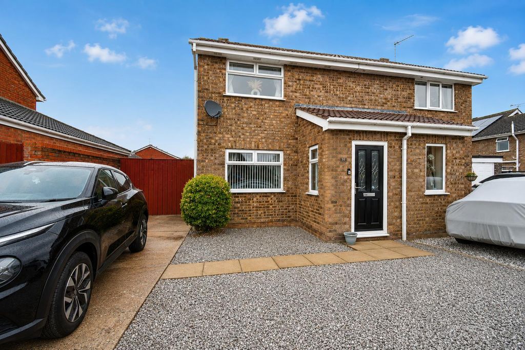 Property photo 1 of 13 Front External