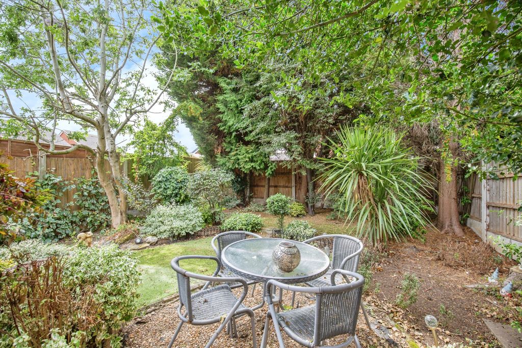 Property photo 2 of 16 91024Cb4-Mw-7007