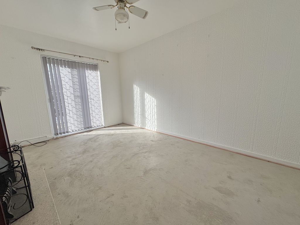 Property photo 3 of 11 Img_7595