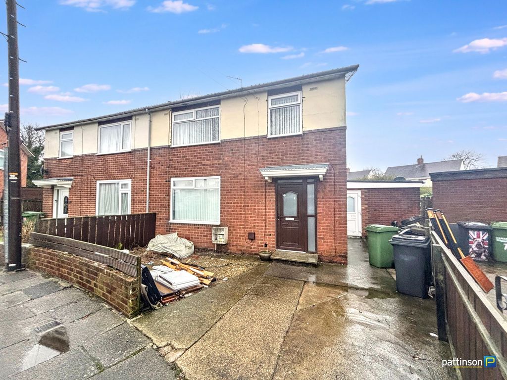 Property photo 1 of 17