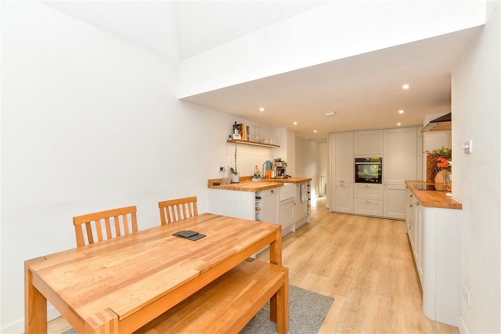 Property photo 3 of 10 Kitchen/Diner