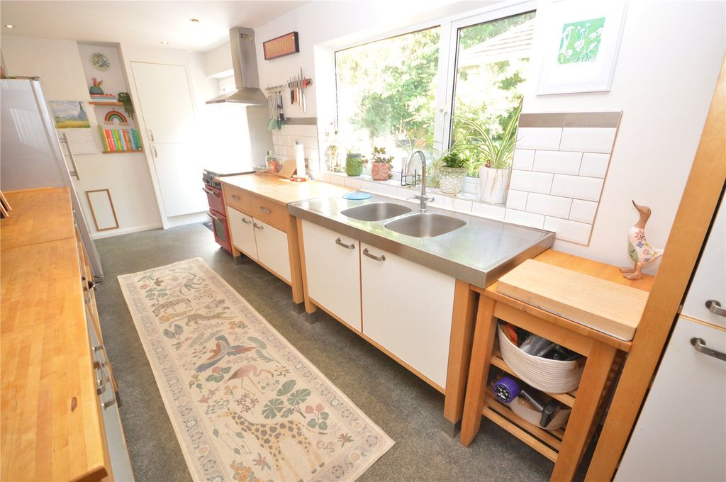 Property photo 2 of 19 Picture No. 08