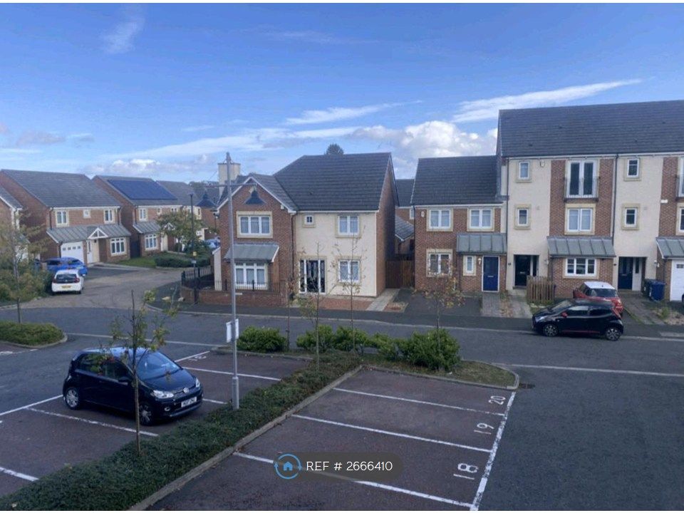 Property photo 2 of 9