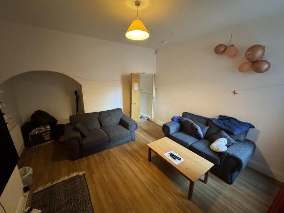 Property photo 1 of 19 9034103.Jpg