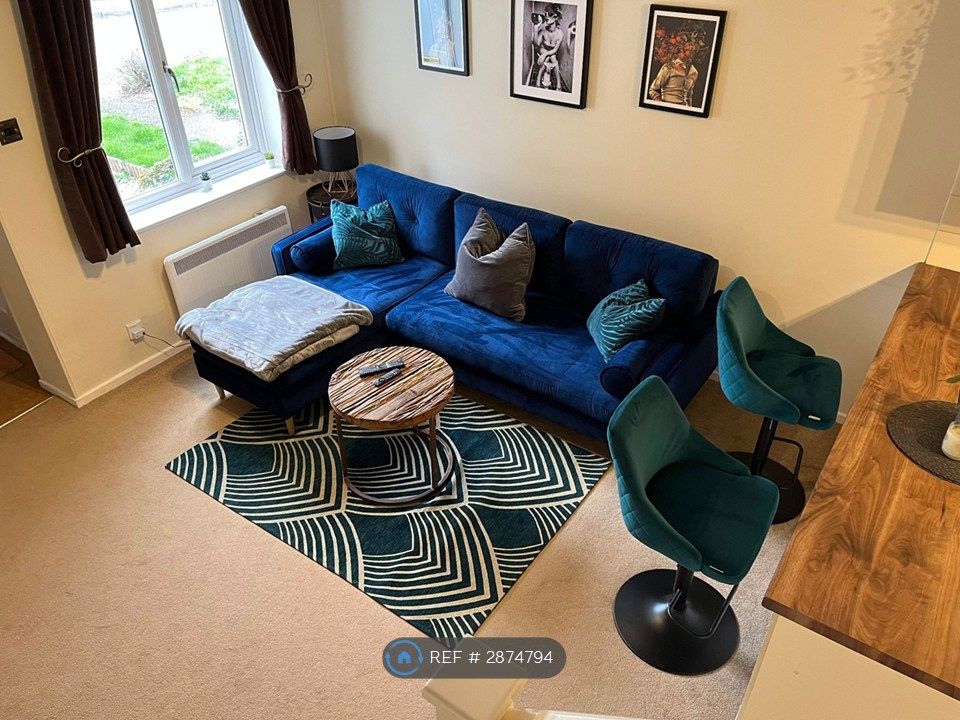 Property photo 2 of 8