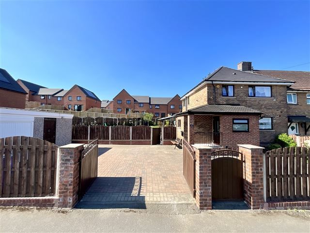 Property photo 1 of 21 Front