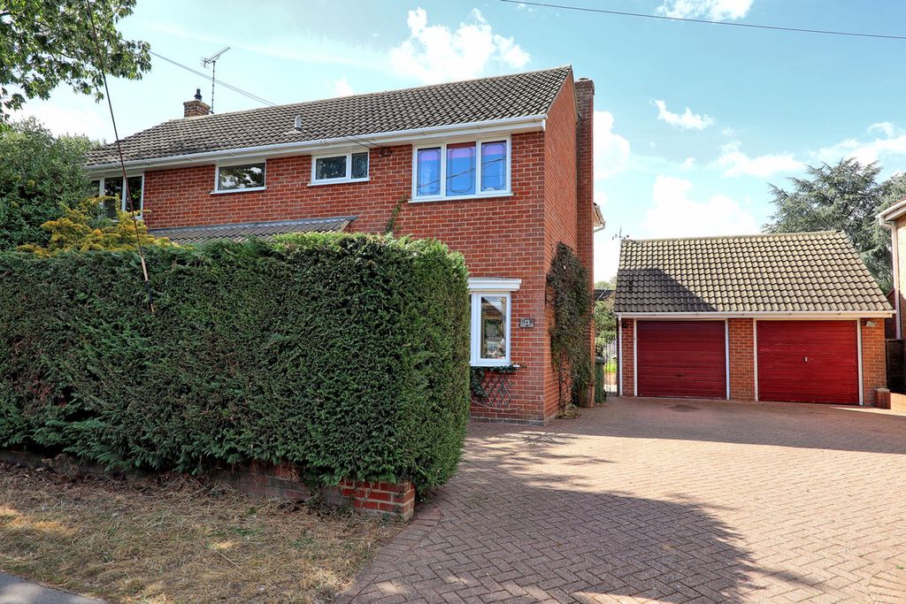 Property photo 1 of 47
