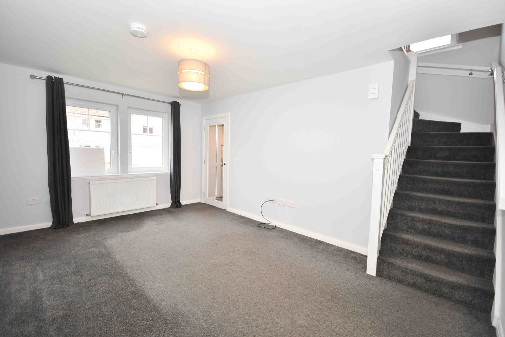 Property photo 2 of 11 Photo