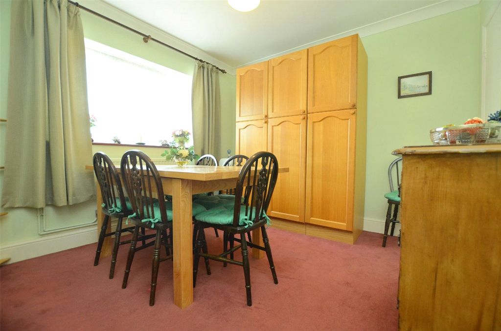 Property photo 3 of 10 Picture No. 04