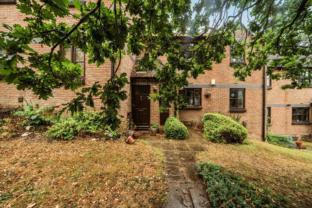 Property photo 1 of 13 External