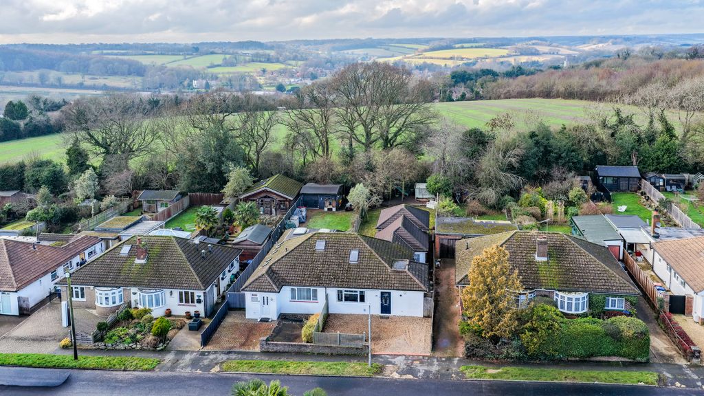 Property photo 1 of 32