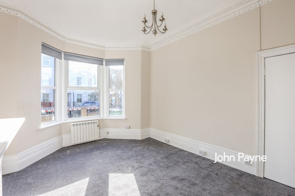 Property photo 3 of 10 d023c82B-B5B4-F01...