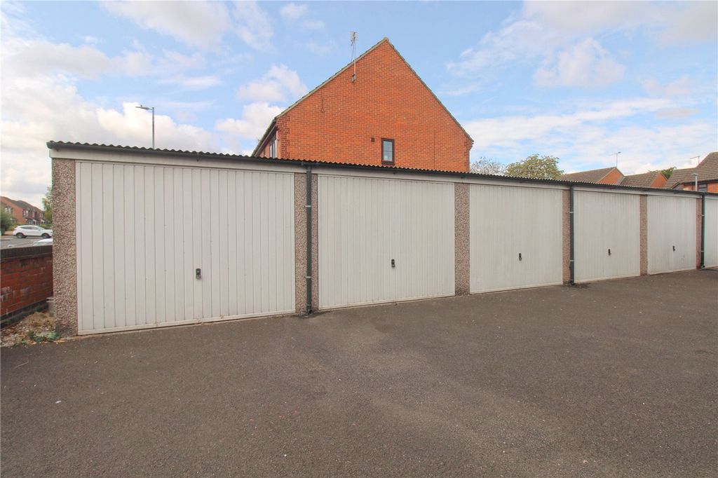 Property photo 3 of 14 Picture No. 02