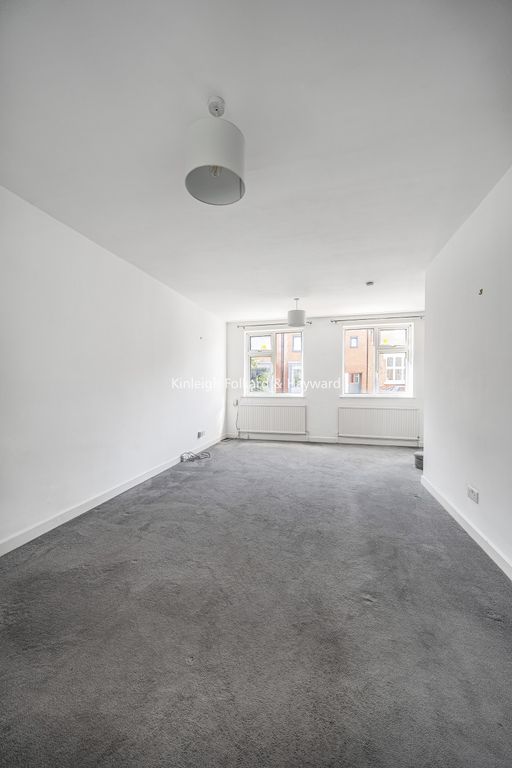 Property photo 2 of 8 6Aeb0Eec-77Ec-49F0-A