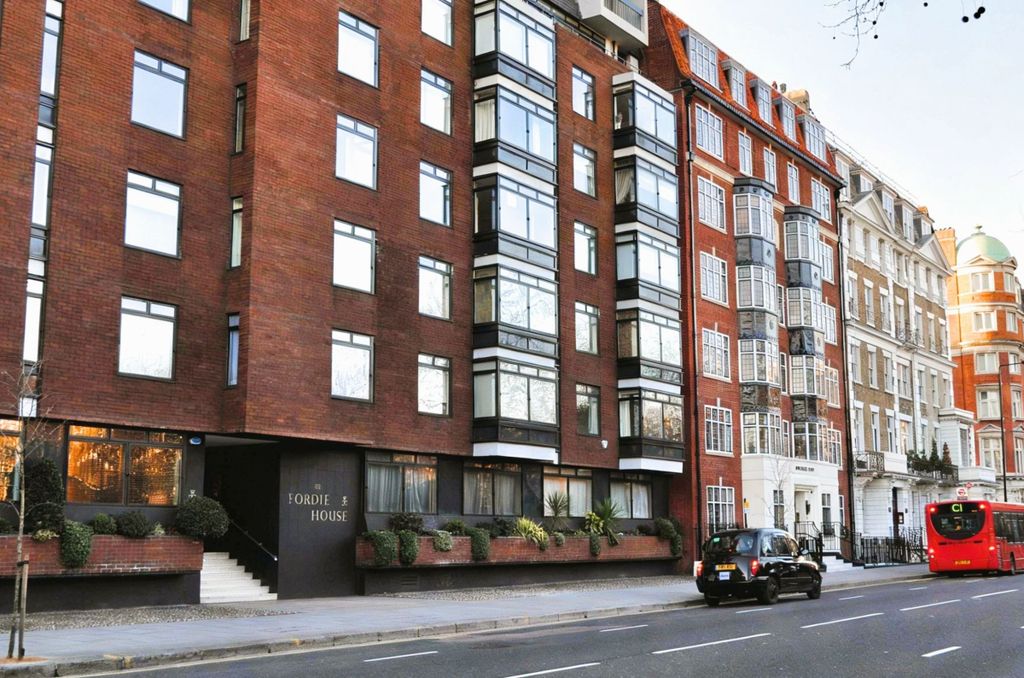 Property photo 1 of 1