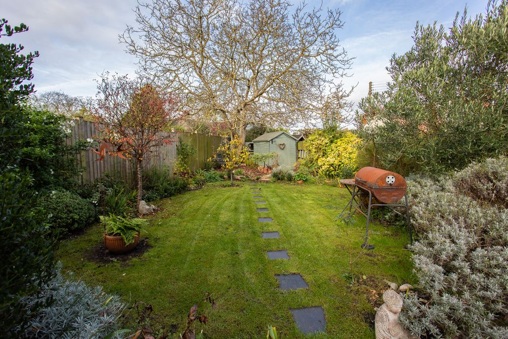 Property photo 3 of 18 Photo 13