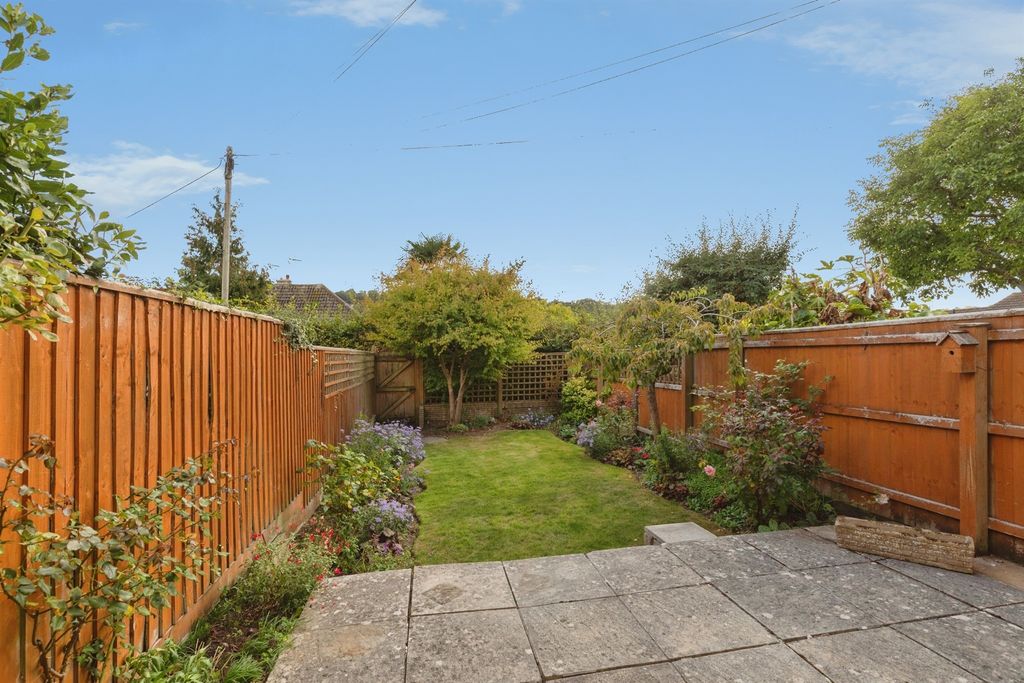 Property photo 2 of 12