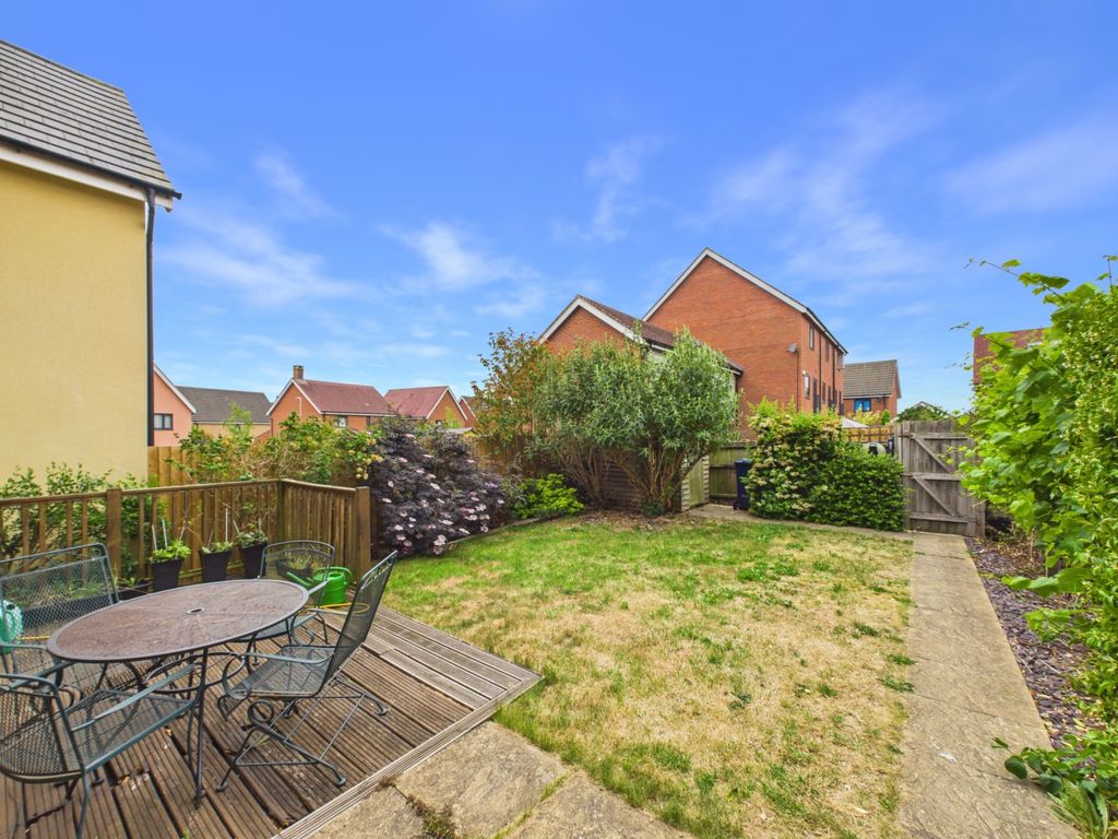Property photo 3 of 25 Rear Garden