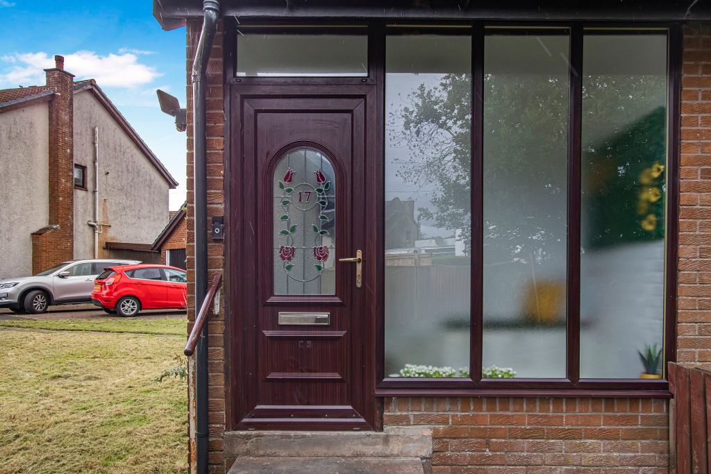 Property photo 2 of 16 1