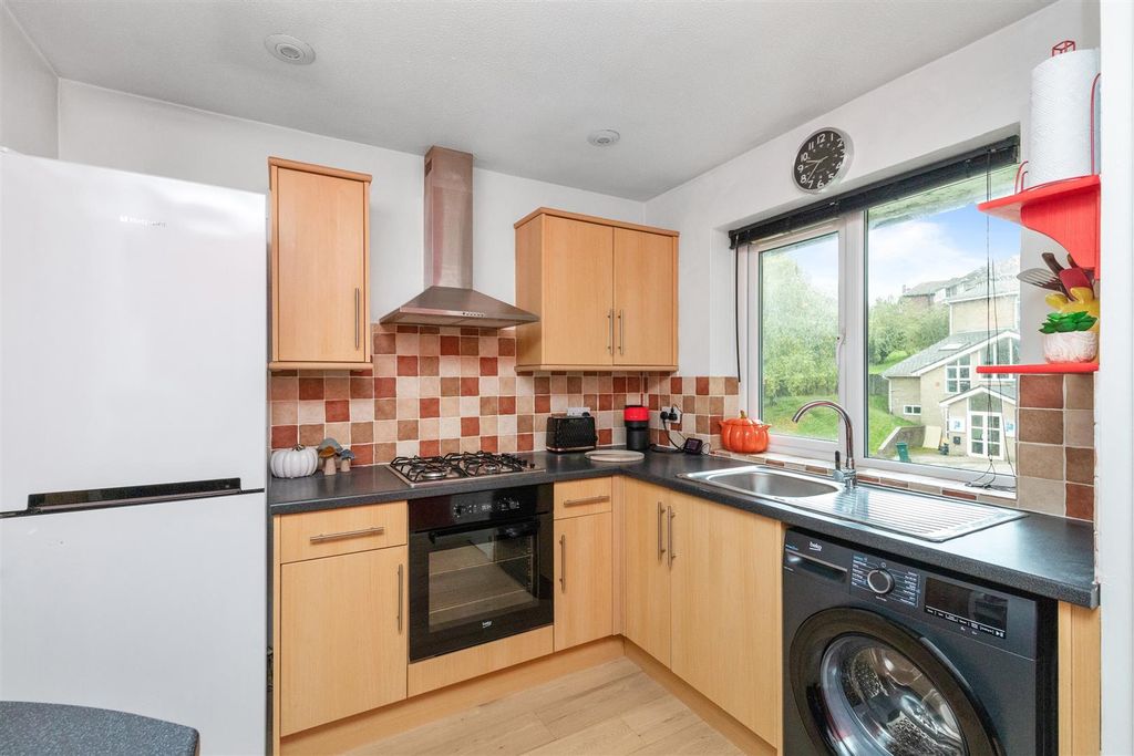 Property photo 1 of 9 Durrington Court-3.Jpg