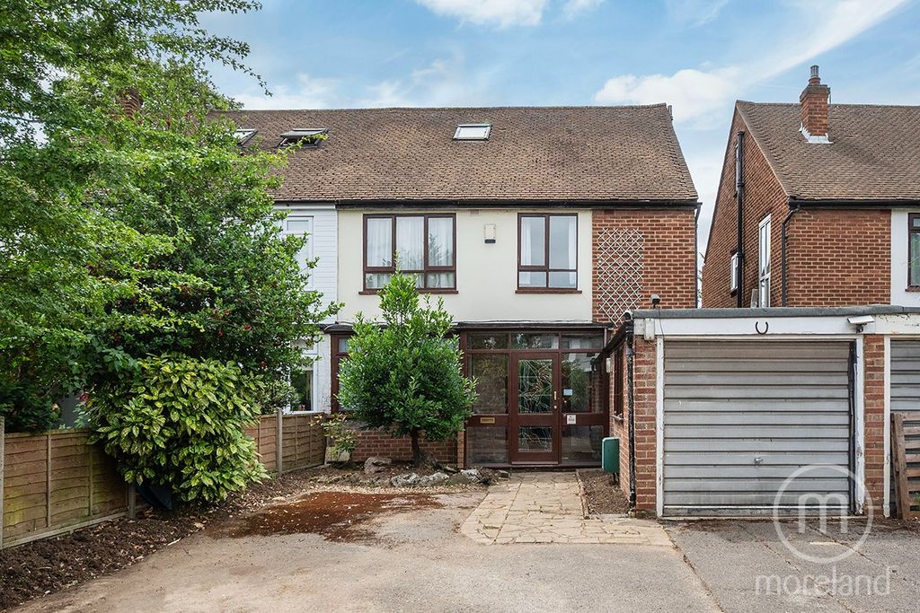 Property photo 2 of 19 5280083