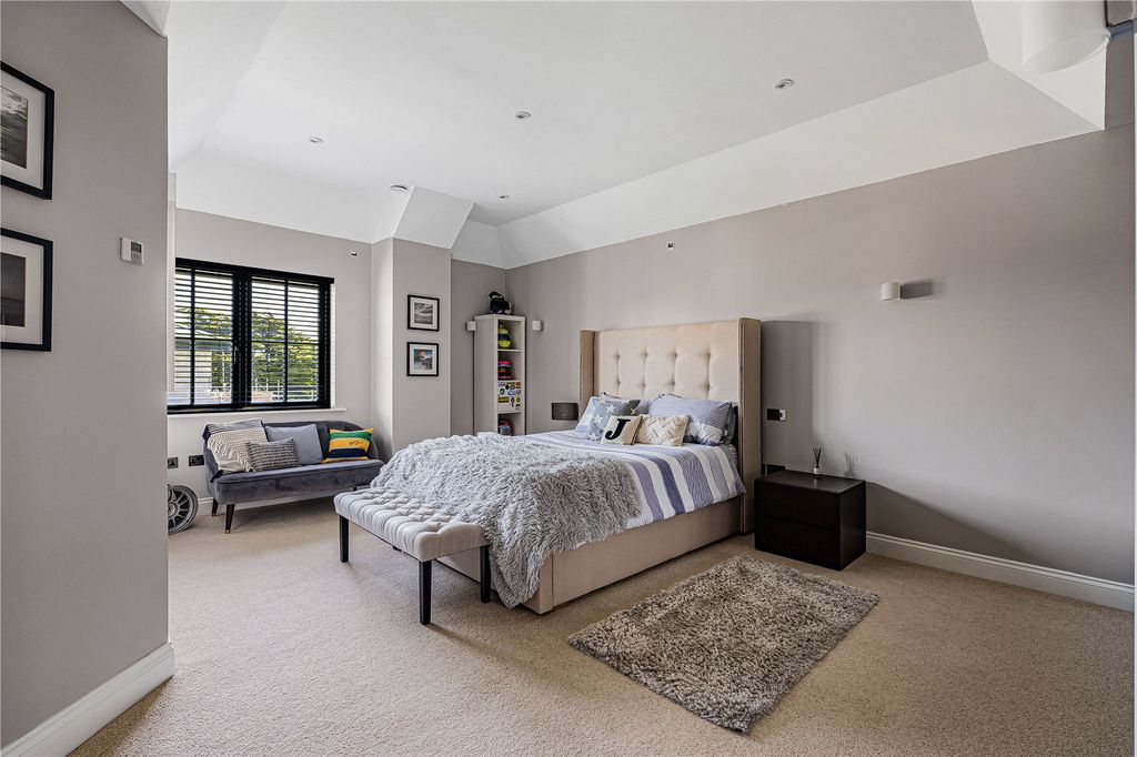 Additional image 25 of 8 bed detached house for saleSea Way, Middleton-On-Sea, Bognor Regis, West Sussex PO22