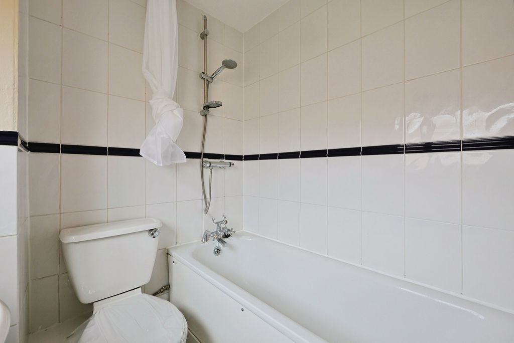Property photo 3 of 15 Pbox-Img.Jpg