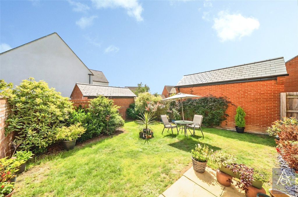 Property photo 2 of 16 Rear Garden