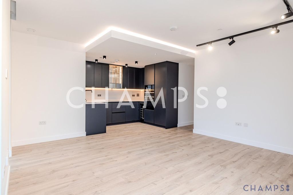 Property photo 3 of 14 Gallery