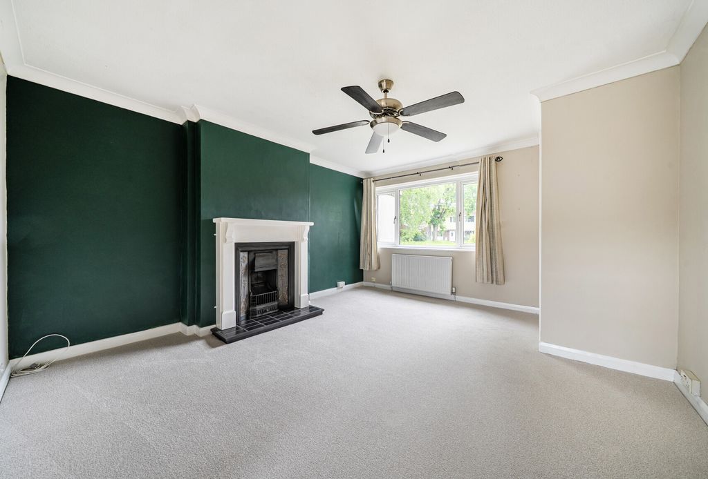 Property photo 3 of 16 1463741-9-6A0c3A8...
