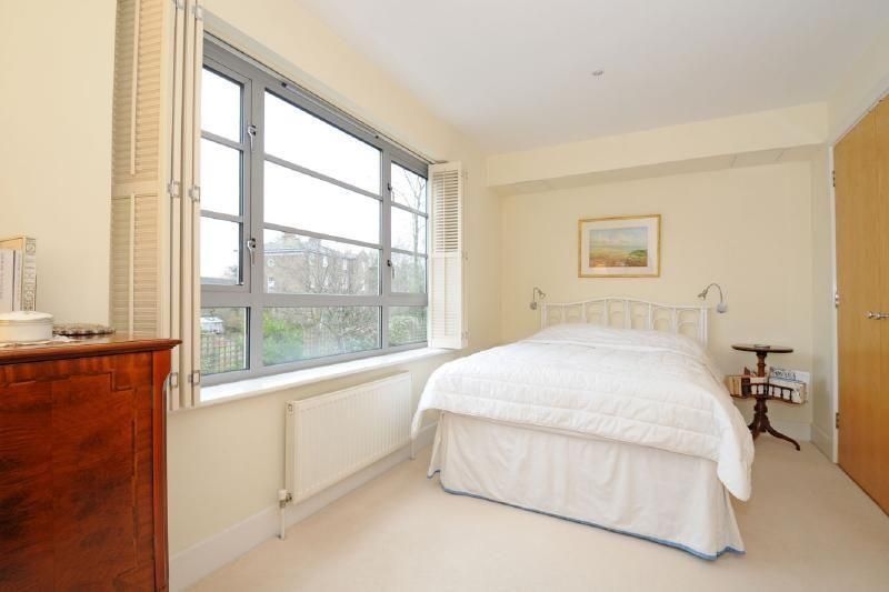Property photo 1 of 13 Bedroom 1.Jpg
