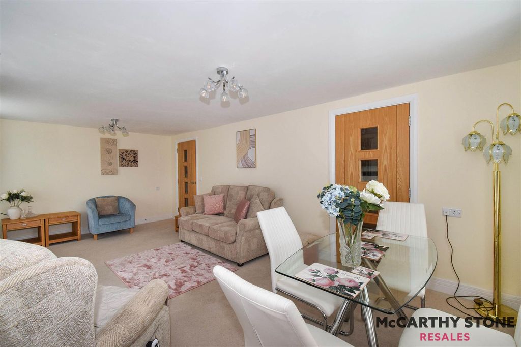 Property photo 3 of 25 15.Jpg