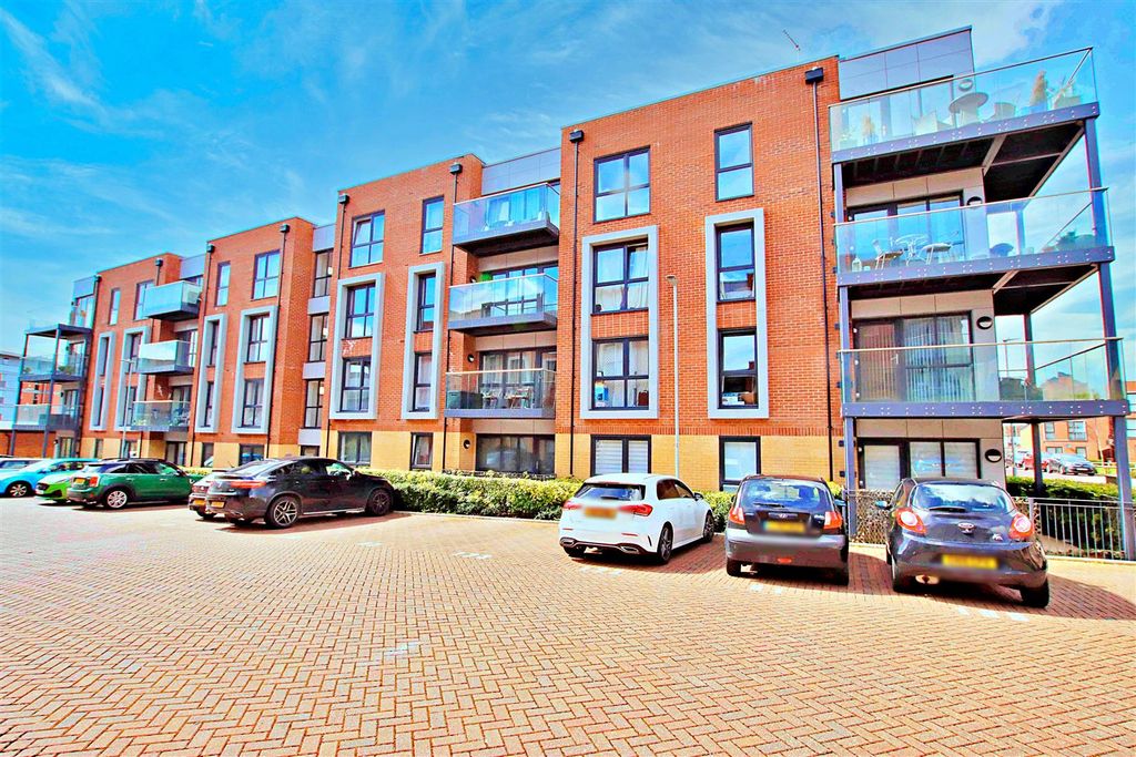 Property photo 3 of 11 Img_8048.Jpg