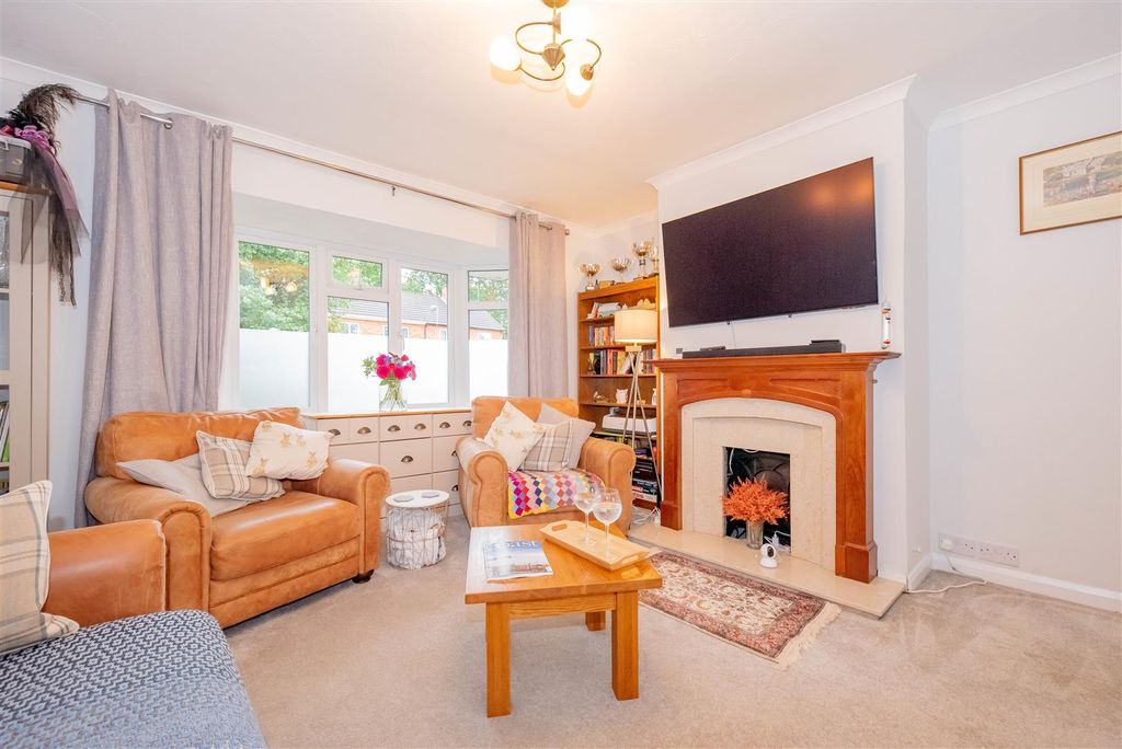 Property photo 2 of 16