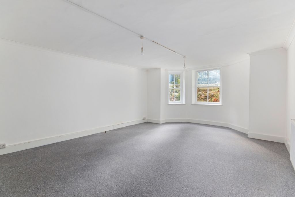 Property photo 2 of 7 F1 38 Arterberry Roa