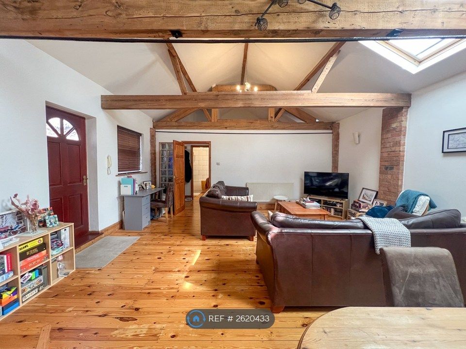 Property photo 3 of 12