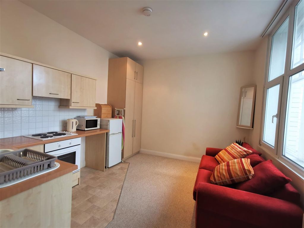 Property photo 3 of 6 Pem 4.Jpg