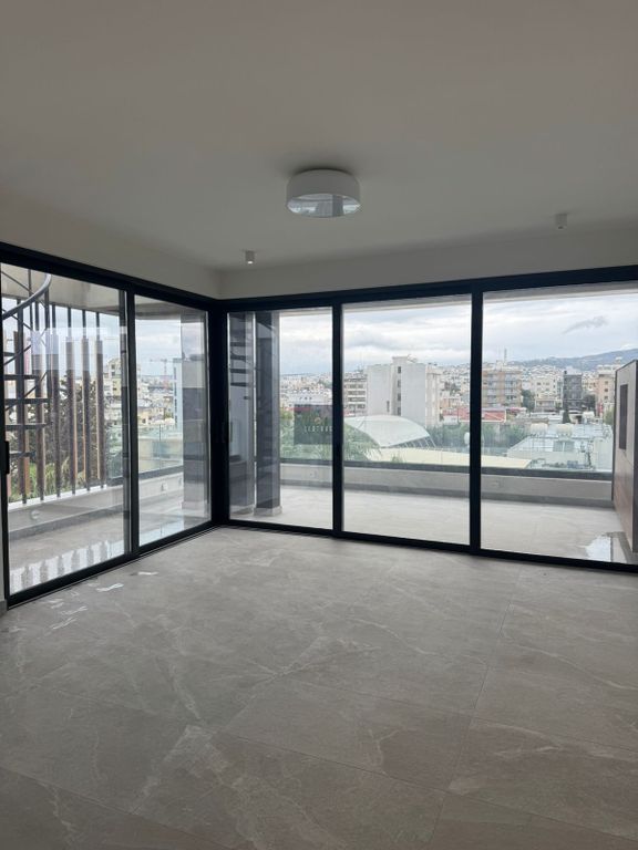 Property photo 1 of 30