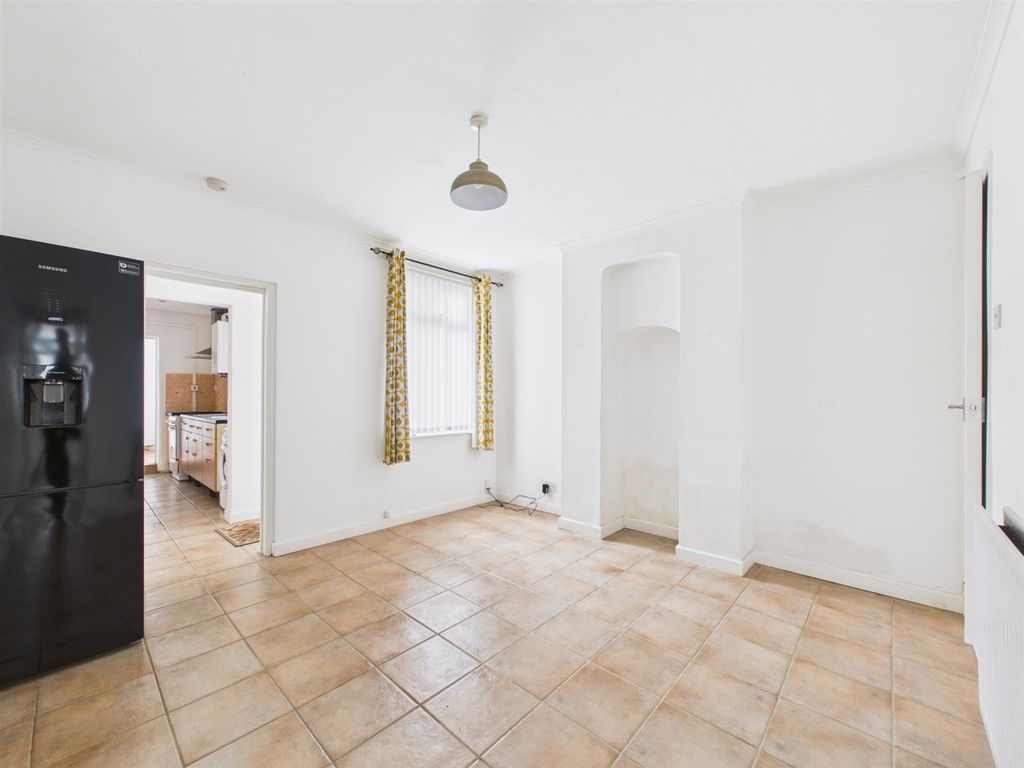 Property photo 3 of 8 Dining Room.Jpg