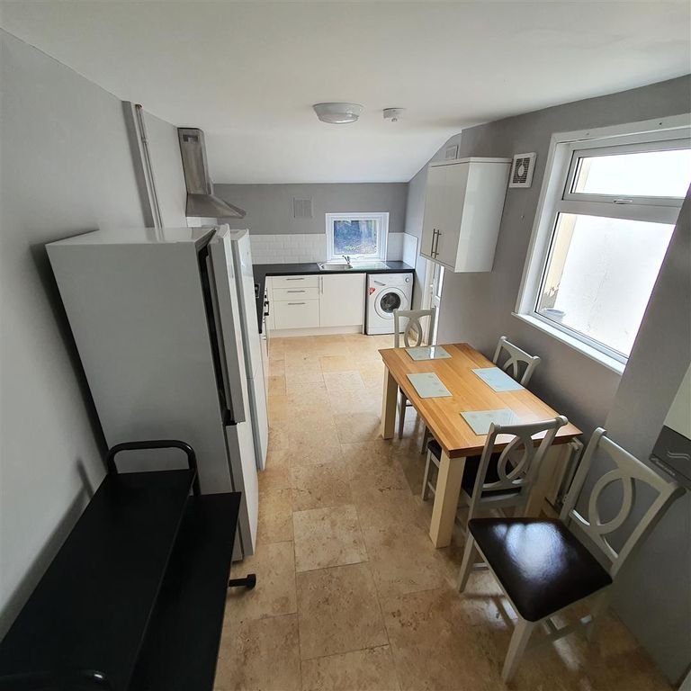 Property photo 3 of 12 6 Darren Street 090720 (9).Jpg