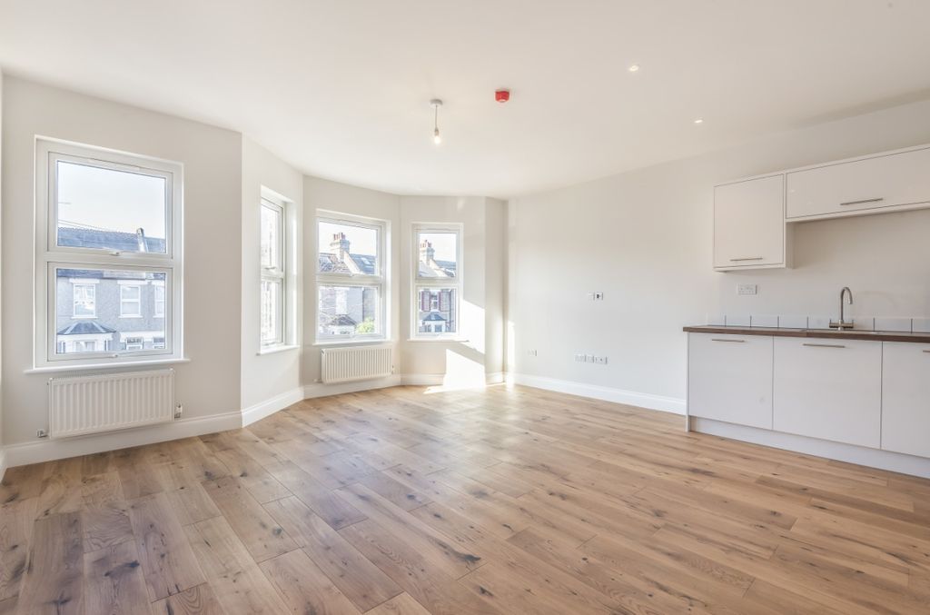 Property photo 2 of 7 575364 (1)