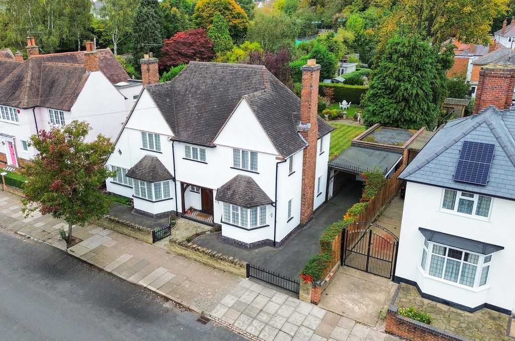 Property photo 1 of 27